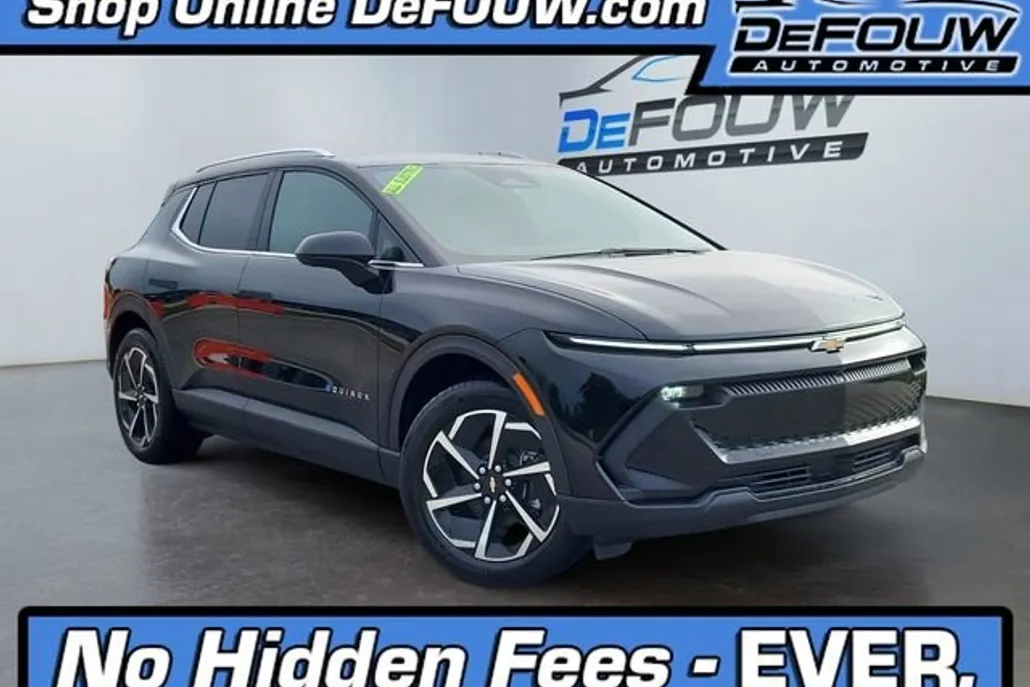 2026 Chevrolet Equinox LT photo 1