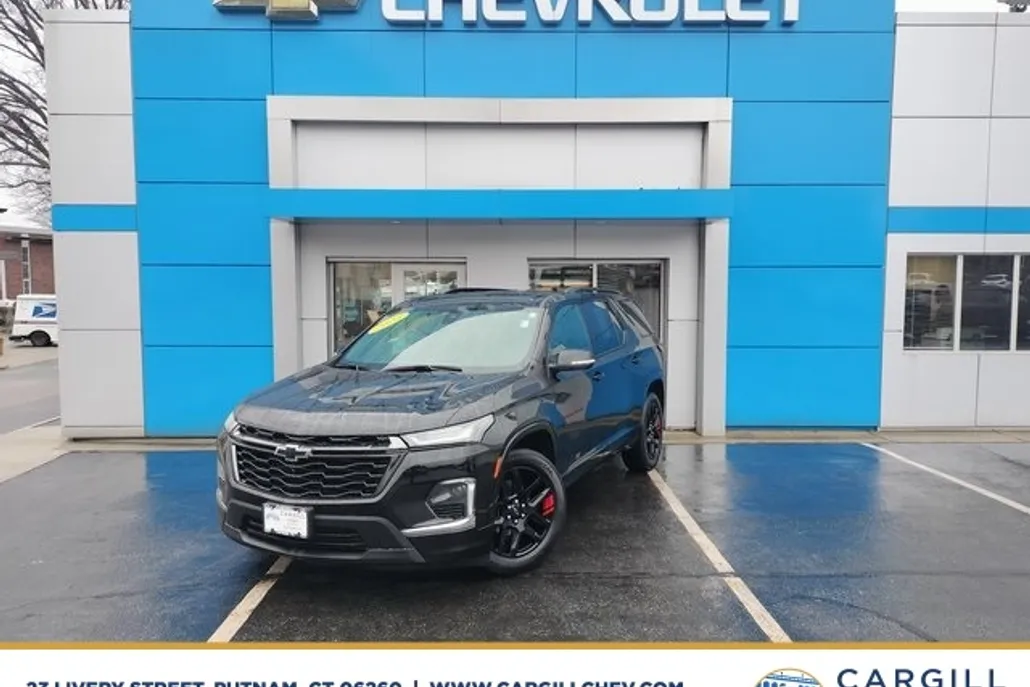 2023 Chevrolet Traverse Premier photo 1
