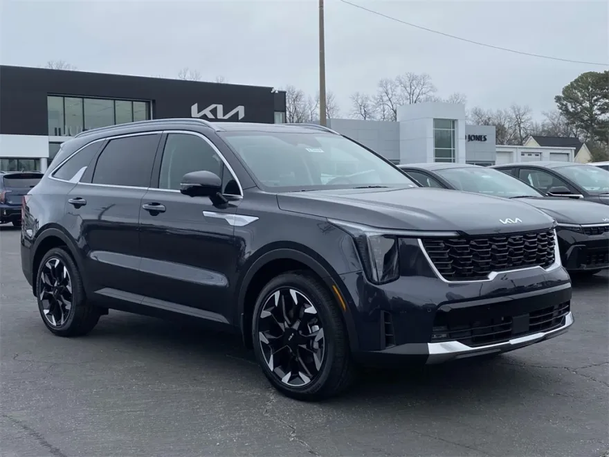2025 Kia Sorento SX photo 1