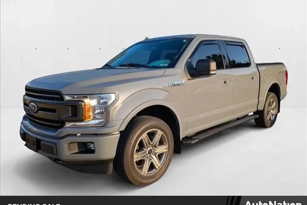 2019 Ford F-150 XLT photo 1