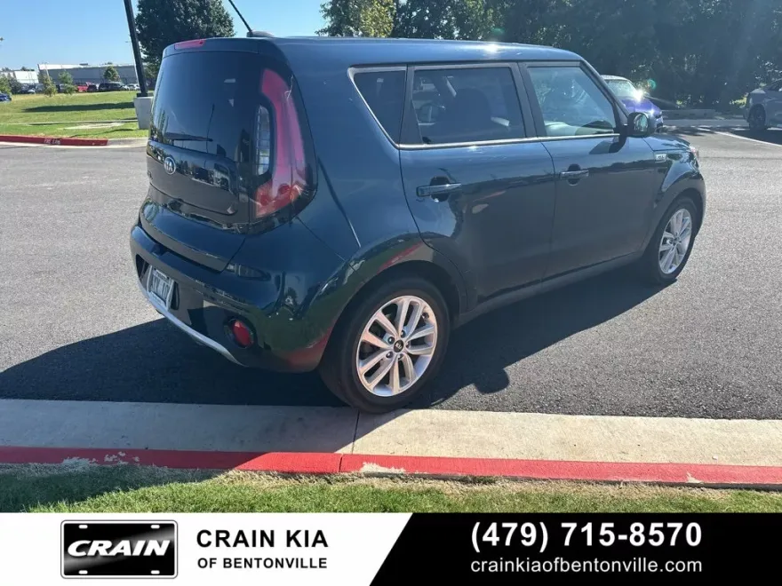 2017 Kia Soul Plus photo 1