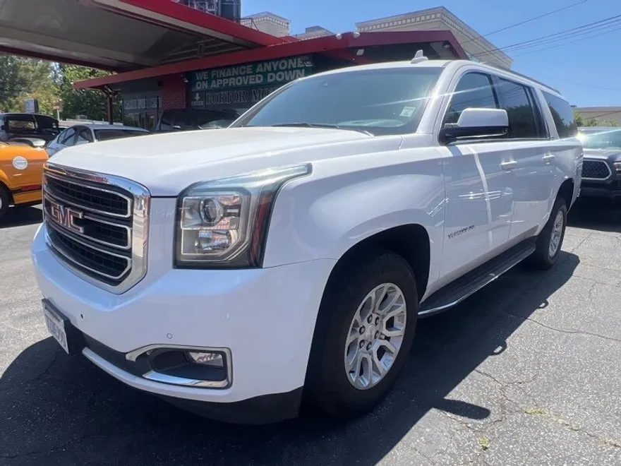 2016 Gmc Yukon XL SLT photo 1