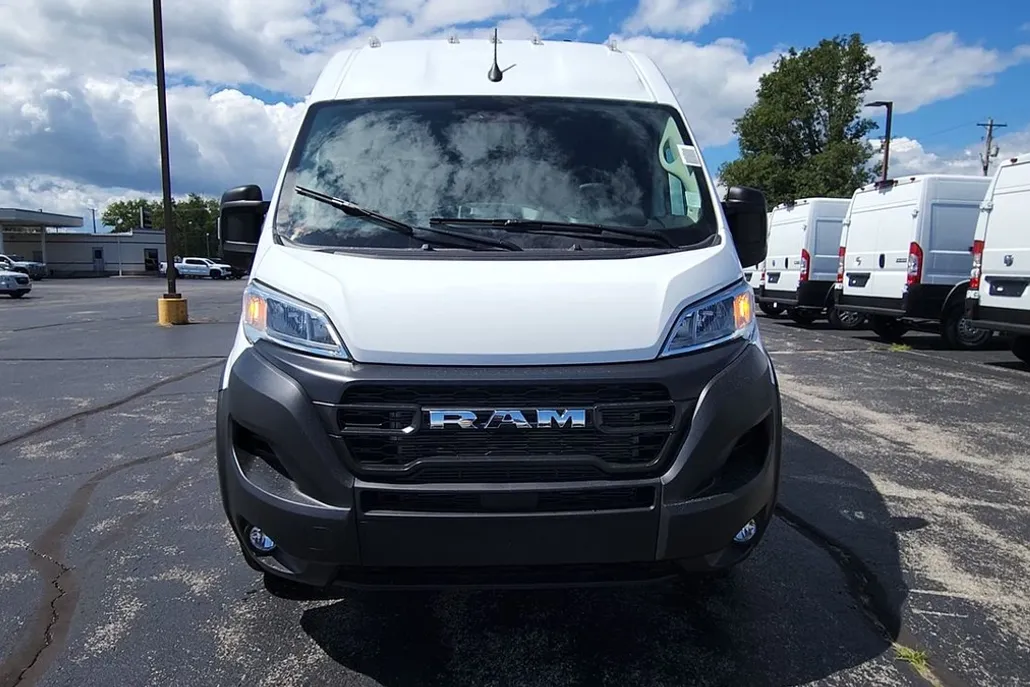 2026 Ram 3500 Tradesman photo 1
