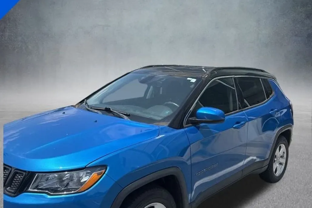 2019 Jeep Compass Latitude photo 1