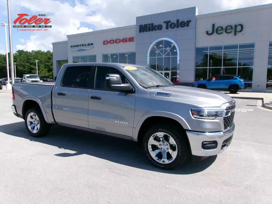 2025 Ram 1500 Big Horn photo 1