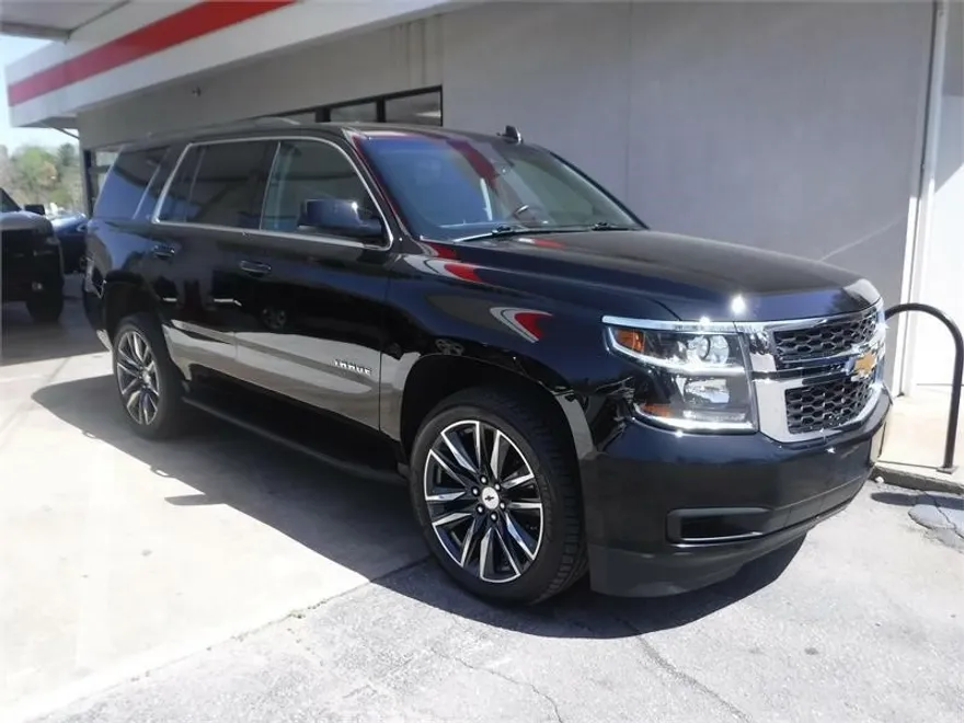 2020 Chevrolet Tahoe LT photo 1