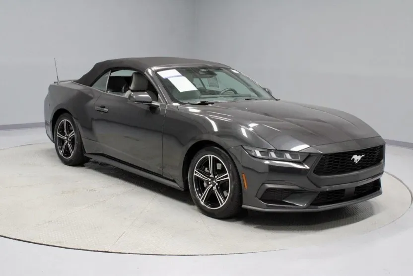 2024 Ford Mustang EcoBoost Premium photo 1