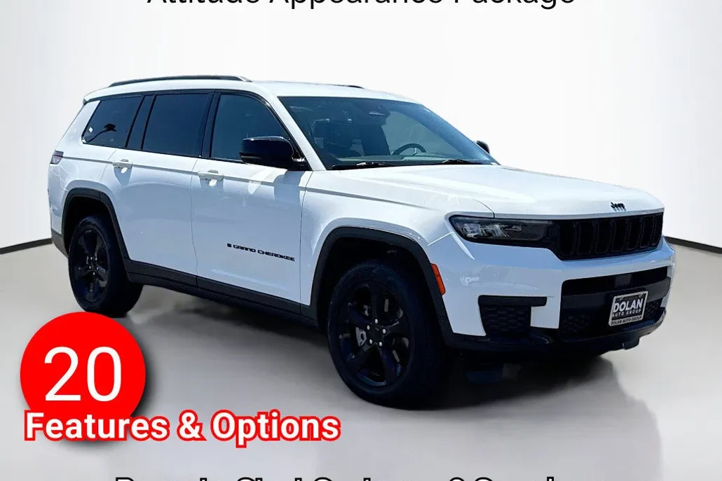 2023 Jeep Grand Cherokee Laredo Sport photo 1