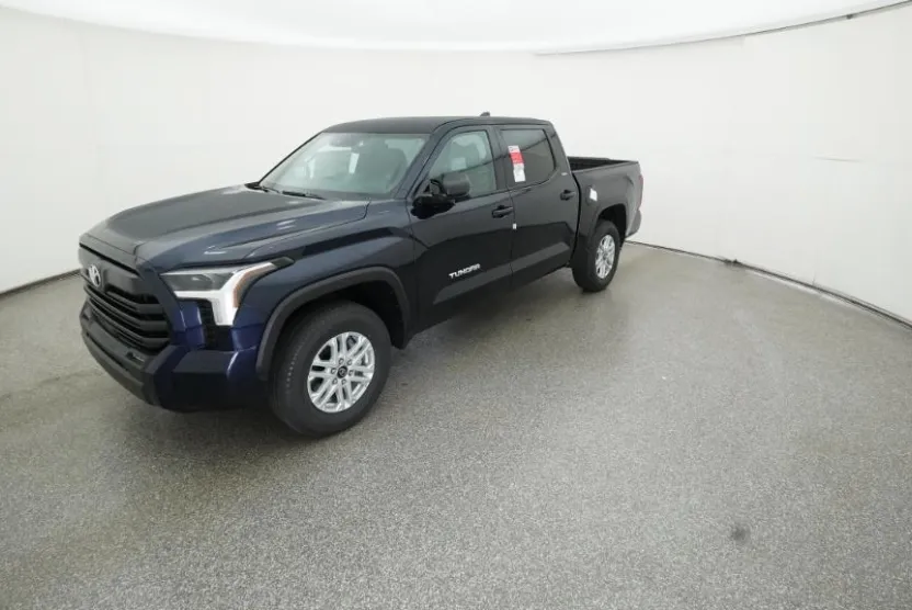 2026 Toyota Tundra SR5 CrewMax photo 1