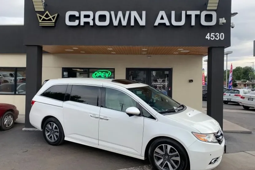 2016 Honda Odyssey Touring Elite photo 1
