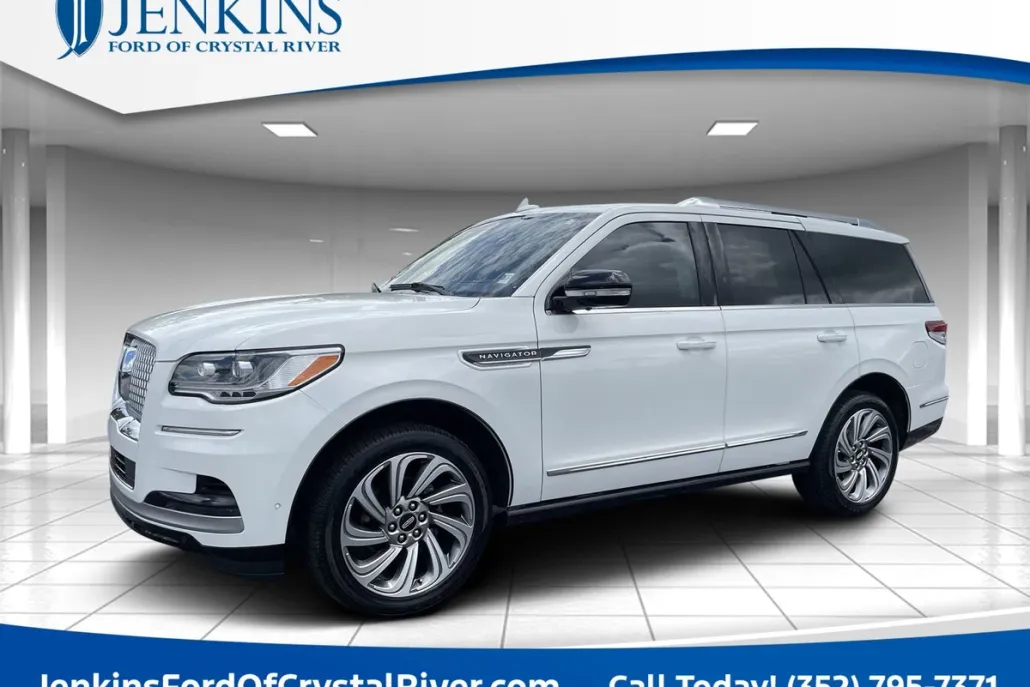 2022 Lincoln Navigator Reserve photo 1