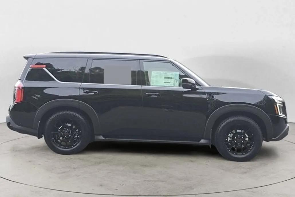 2025 Nissan Armada photo 1