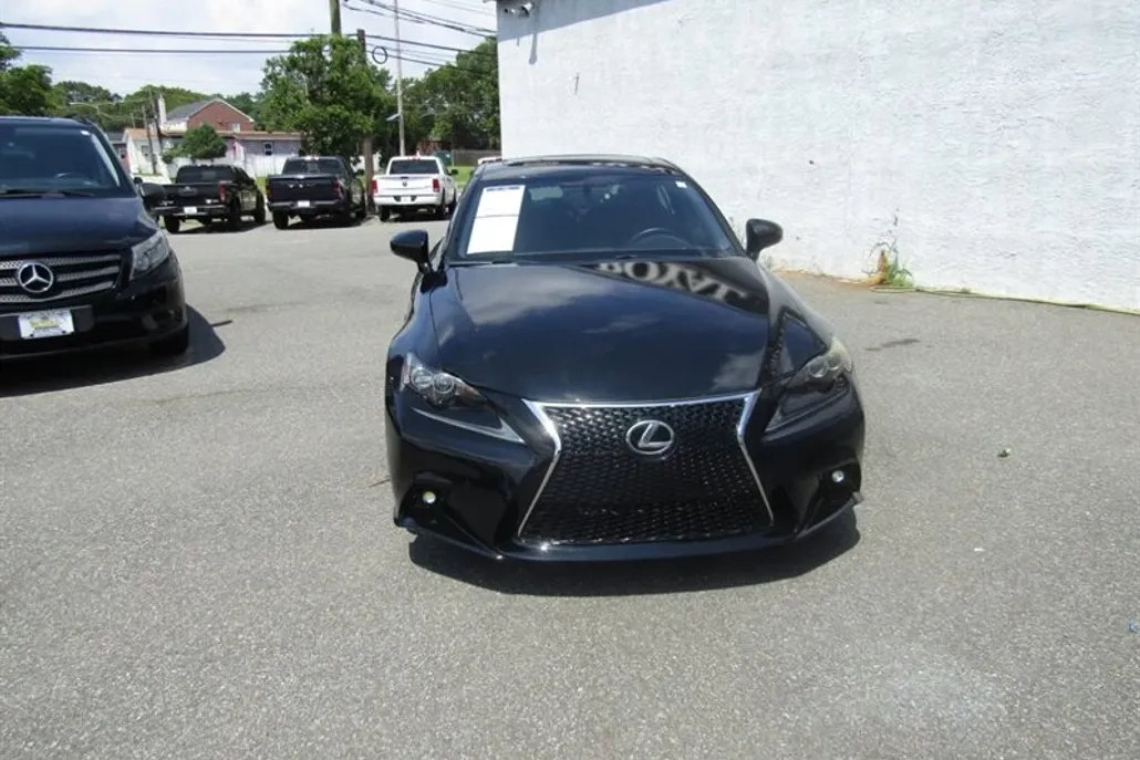 2015 Lexus IS AWD F SPORT photo 1