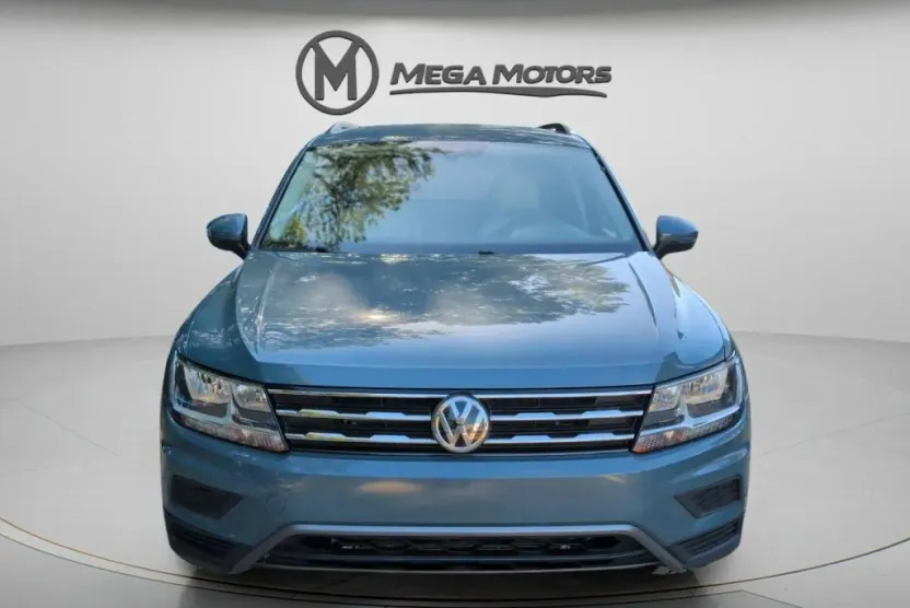 2021 Volkswagen Tiguan R-Line Black SEL photo 1