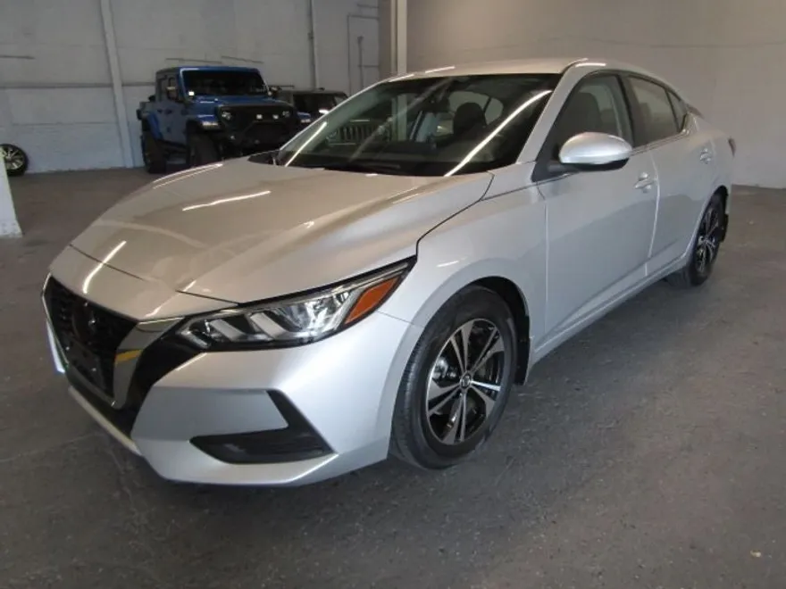 2022 Nissan Sentra SV photo 1