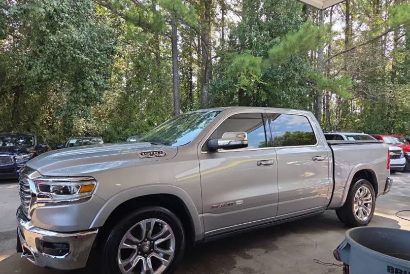 2019 Ram 1500 Laramie Longhorn photo 1