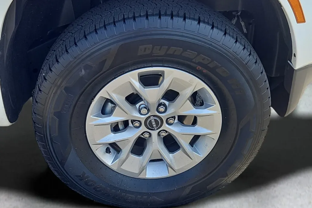 2025 Nissan Frontier S photo 1