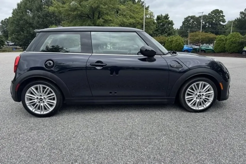 2023 Mini Cooper 2 Door Hardtop S photo 1