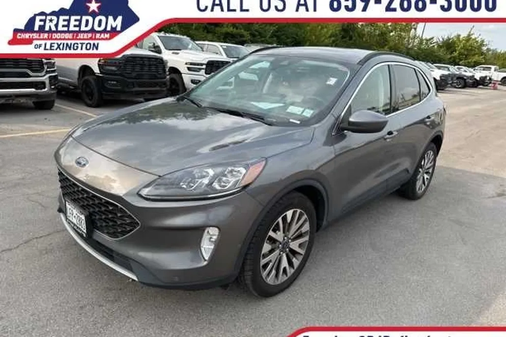 2021 Ford Escape Titanium Hybrid photo 1