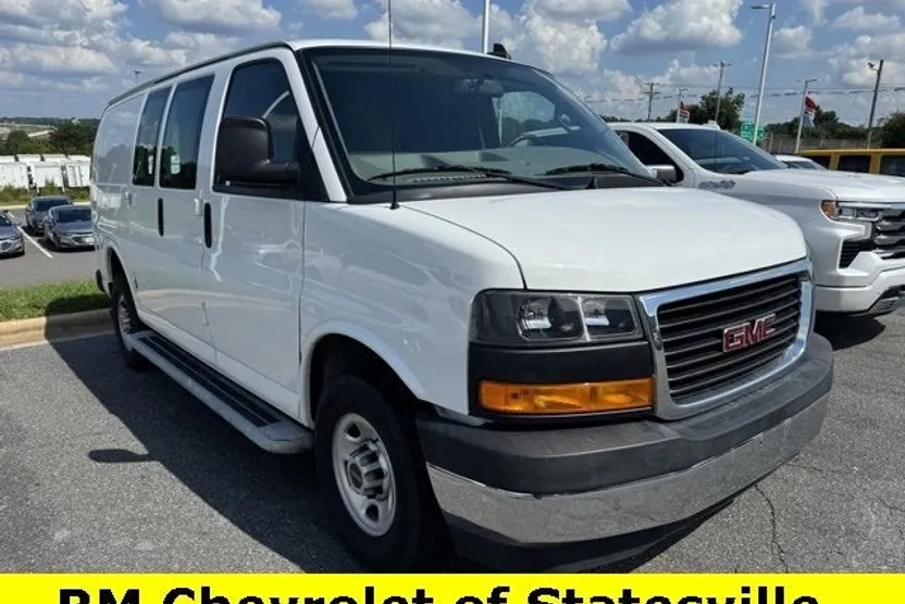 2023 Gmc Savana Cargo 2500 photo 1