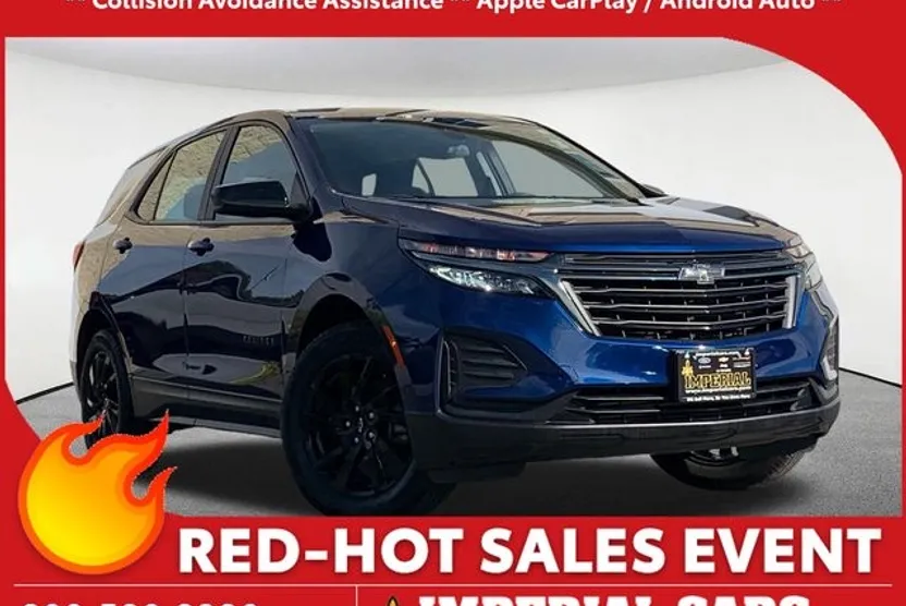 2023 Chevrolet Equinox LS photo 1