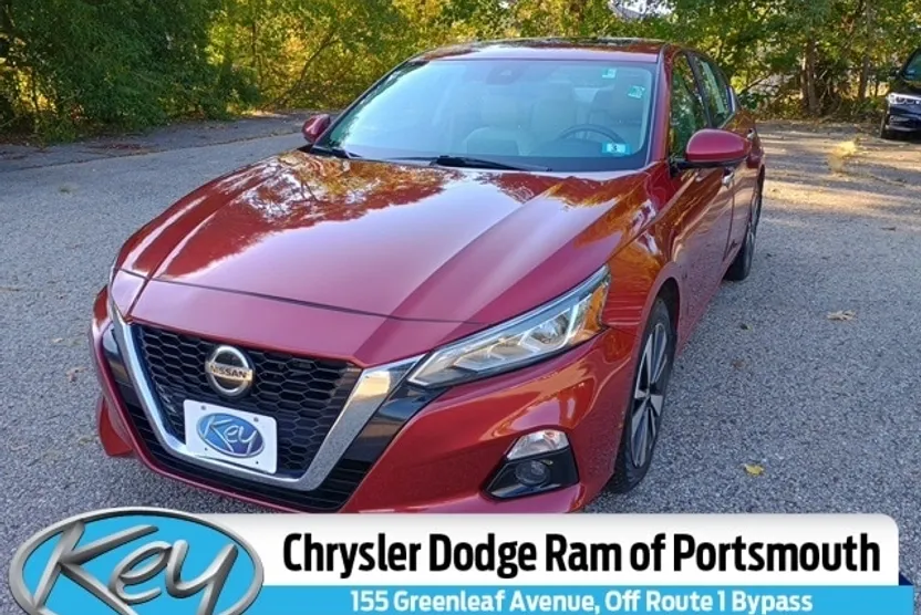 2022 Nissan Altima 2.5 SL photo 1