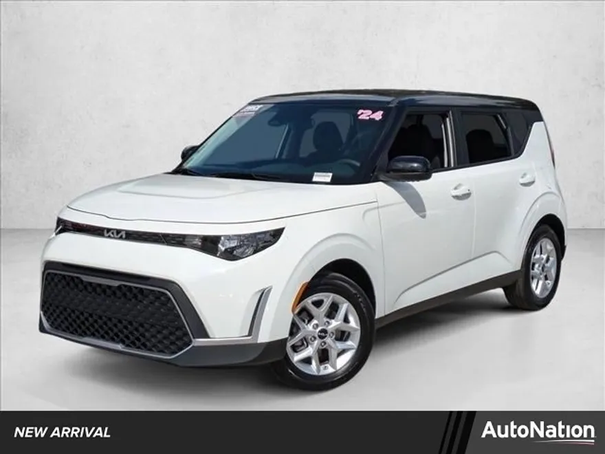 2024 Kia Soul S photo 1