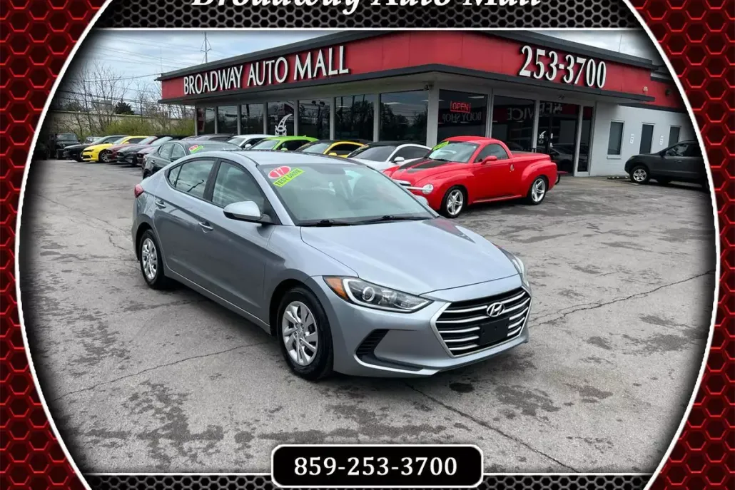 2017 Hyundai Elantra SE photo 1