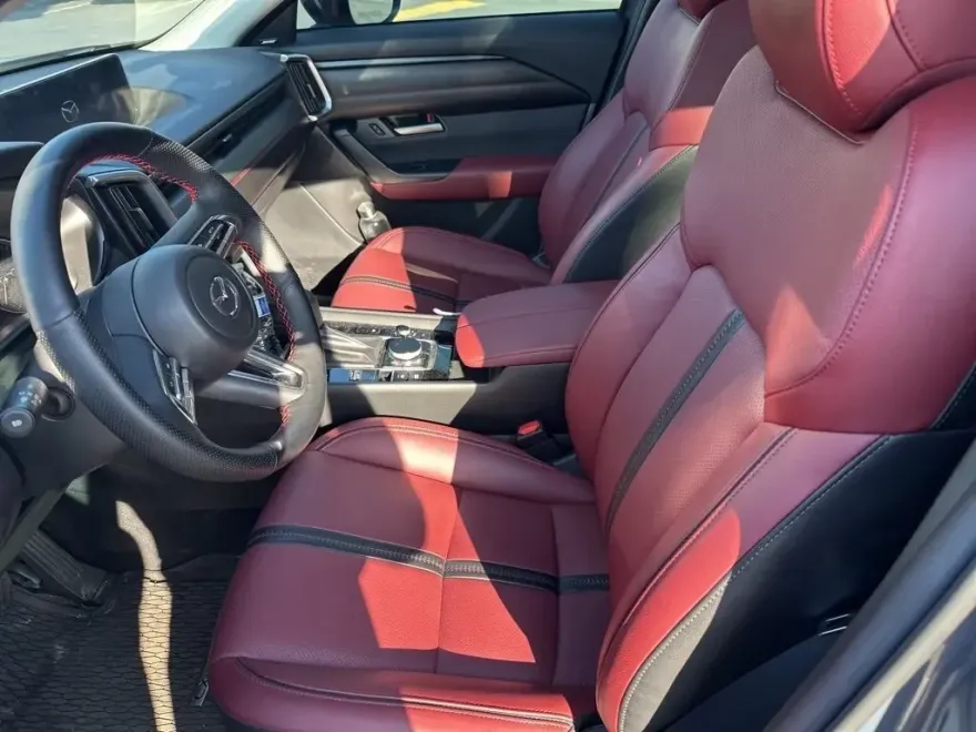2025 Mazda CX-50 Premium photo 1