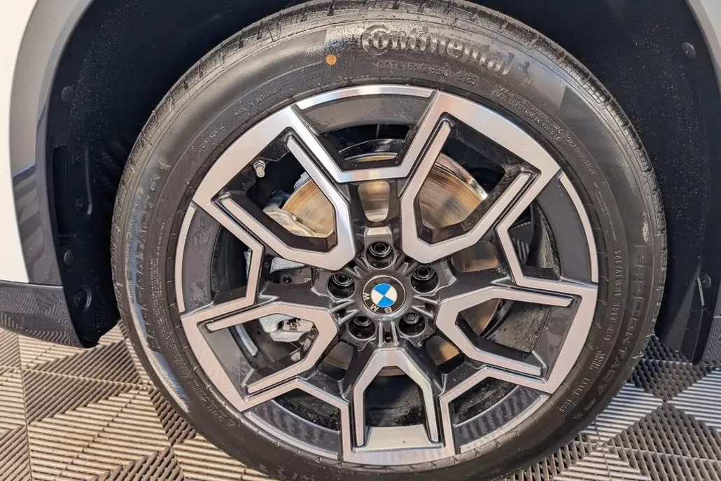 2026 Bmw X1 XDrive28i photo 1