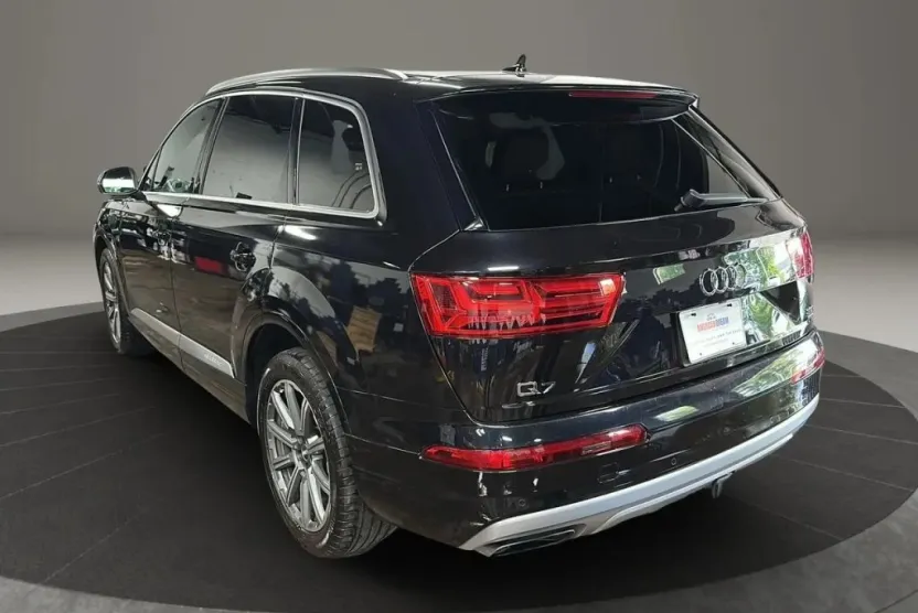 2018 Audi Q7 3.0T Premium Plus photo 1