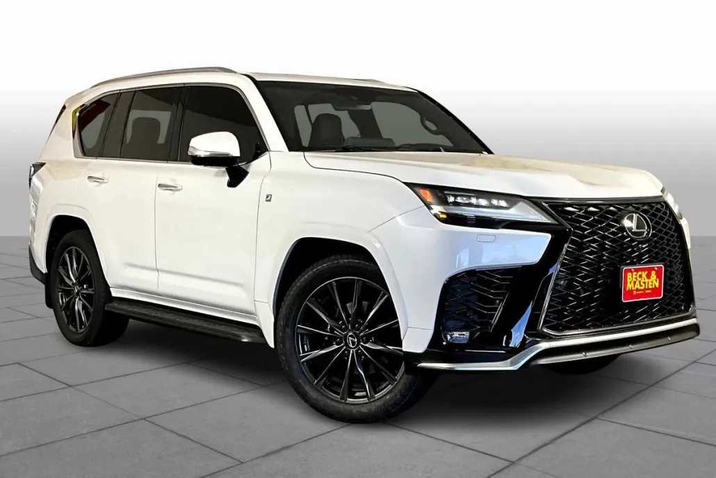 2022 Lexus LX 600 F SPORT photo 1