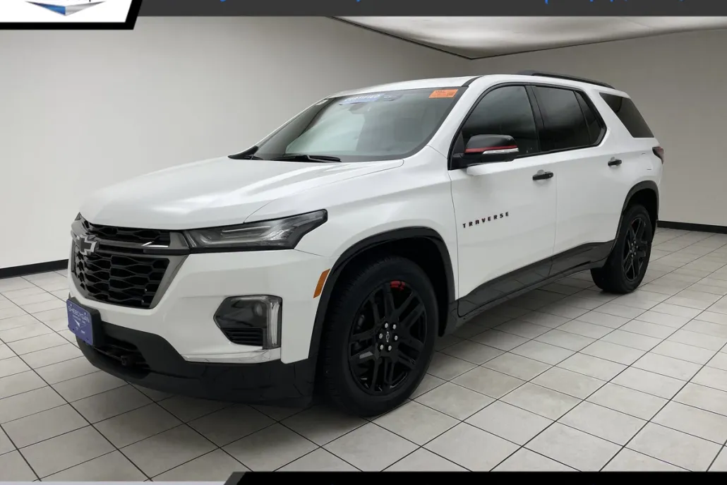 2023 Chevrolet Traverse Premier photo 1