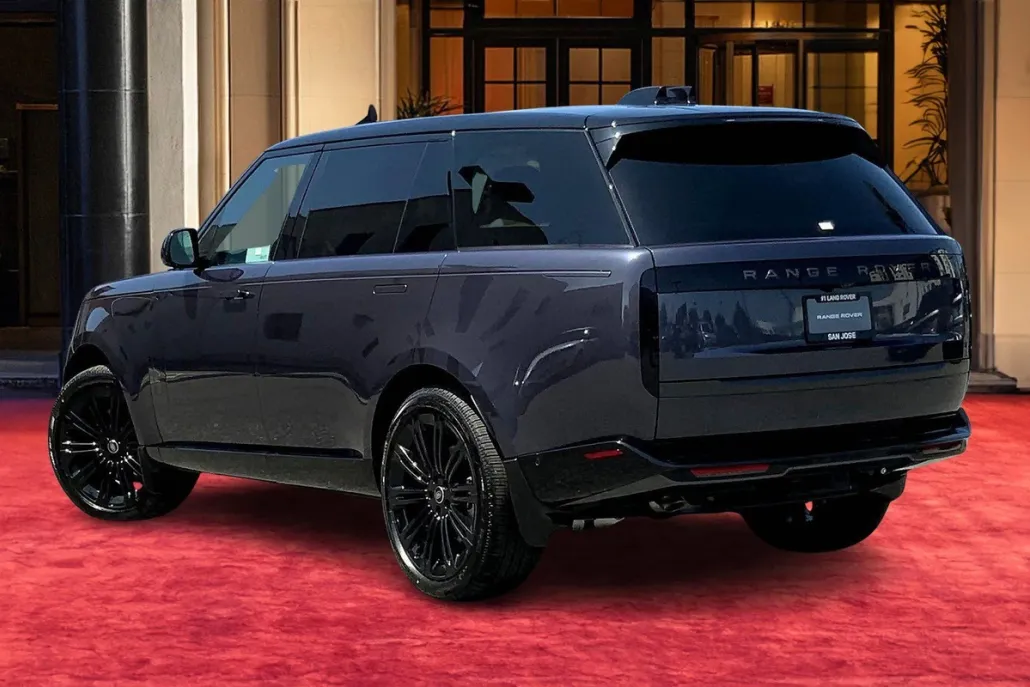 2025 Land Rover Range Rover SE photo 1