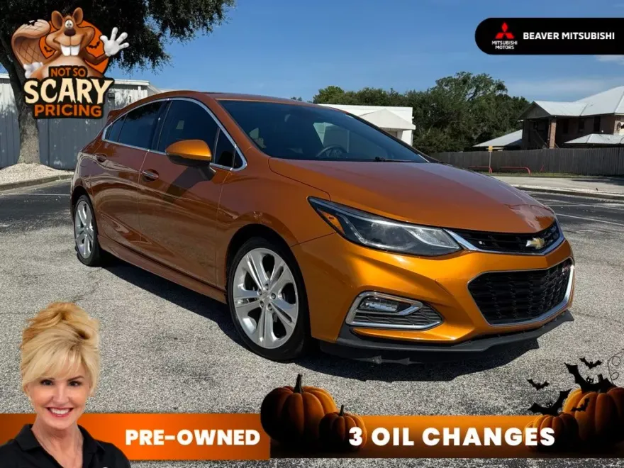 2017 Chevrolet Cruze Premier photo 1