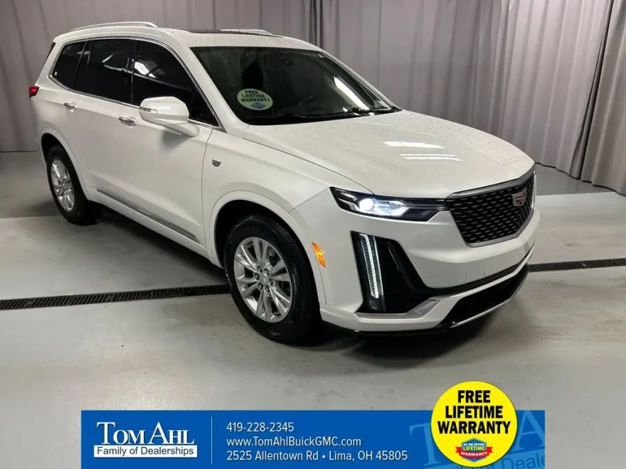 2023 Cadillac XT6 Luxury photo 1