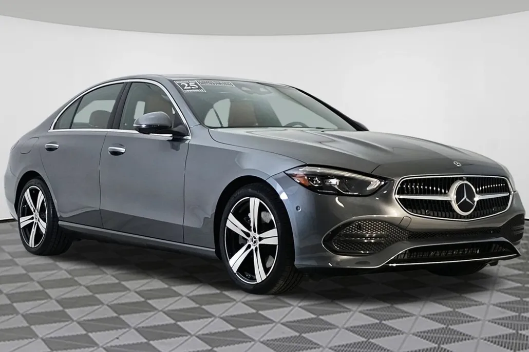 2025 Mercedes Benz C 300 4MATIC Sedan photo 1
