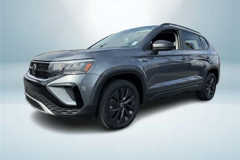 2022 Volkswagen Taos S photo 1