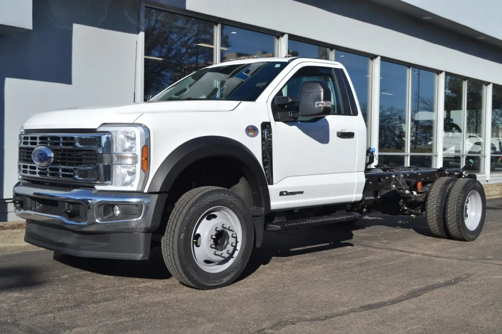 2025 Ford F-450 XL photo 1
