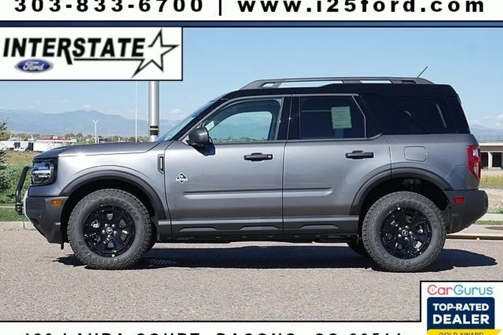 2025 Ford Bronco Outer Banks photo 1