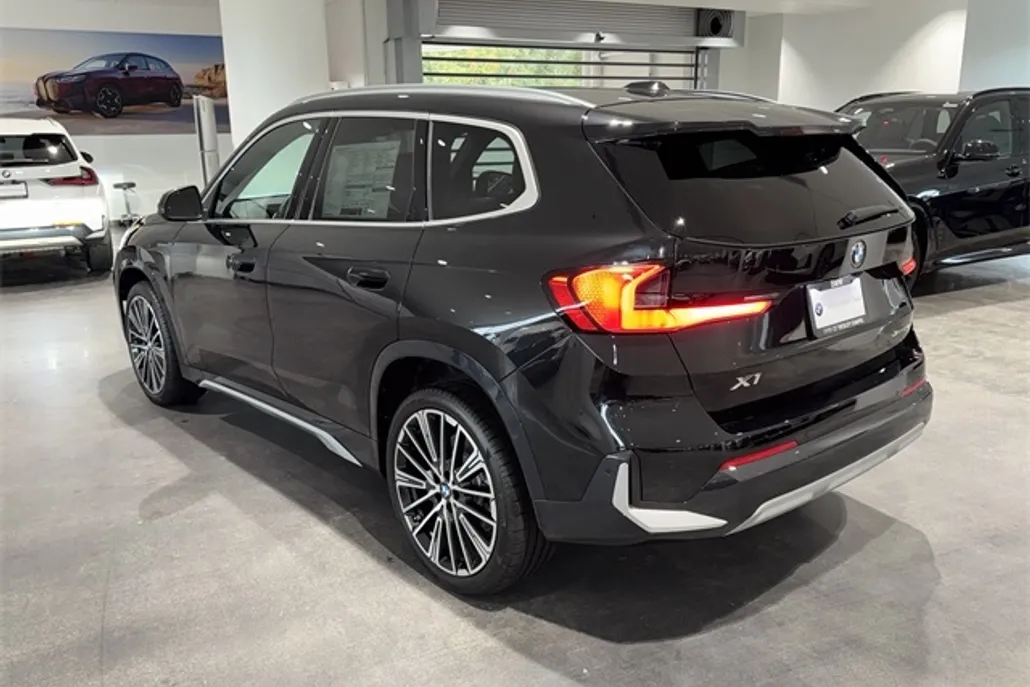 2026 Bmw X1 XDrive28i photo 1