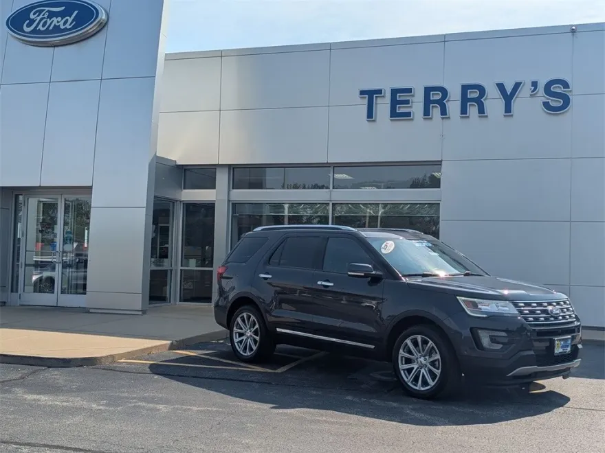 2017 Ford Explorer Limited photo 1
