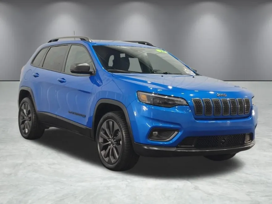 2021 Jeep Cherokee Latitude Lux photo 1