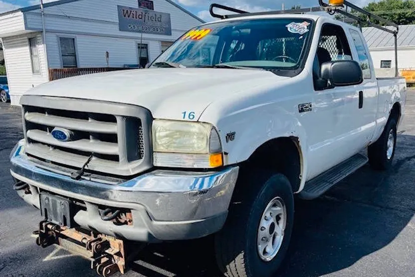 2002 Ford F-250 XLT photo 1