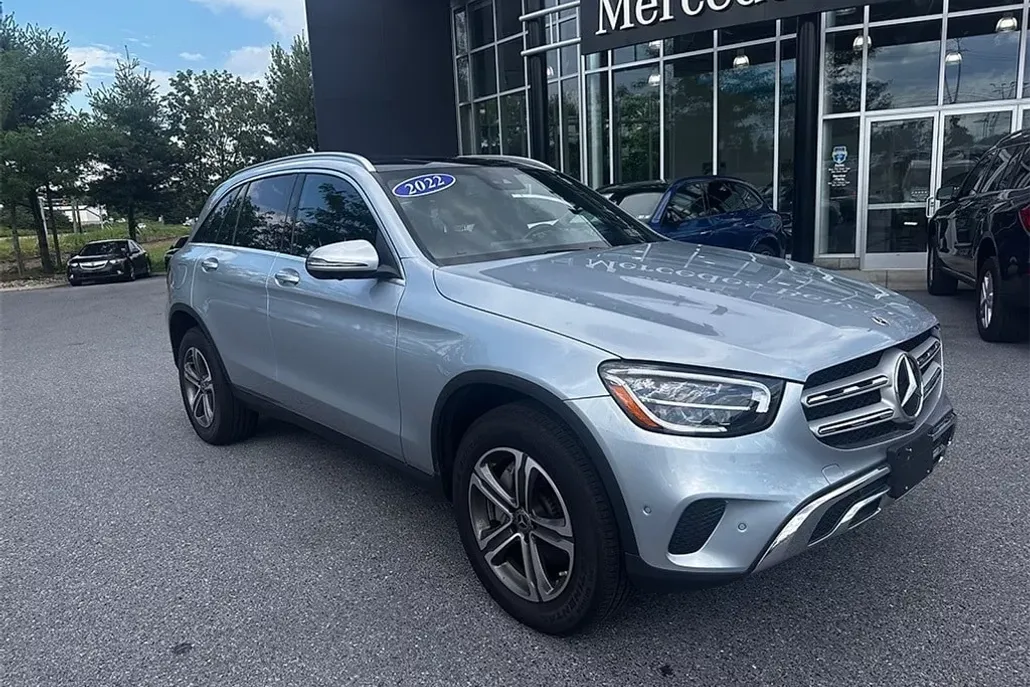 2022 Mercedes Benz GLC 300 4MATIC photo 1