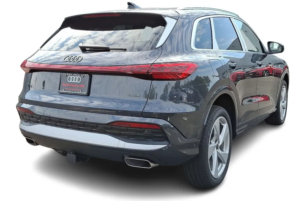 2025 Audi Q5 2.0T Premium Plus photo 1