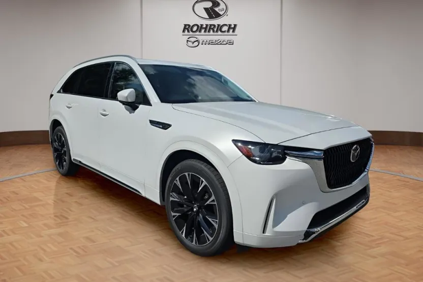 2024 Mazda CX-90 Premium Plus photo 1