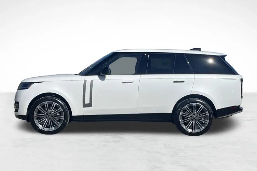 2025 Land Rover Range Rover SE photo 1