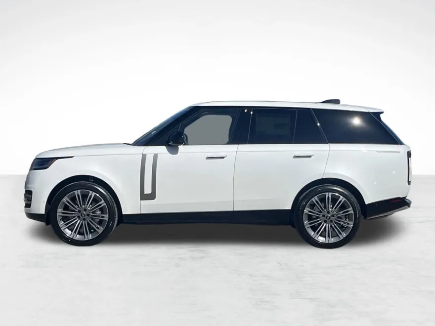 2025 Land Rover Range Rover SE photo 1