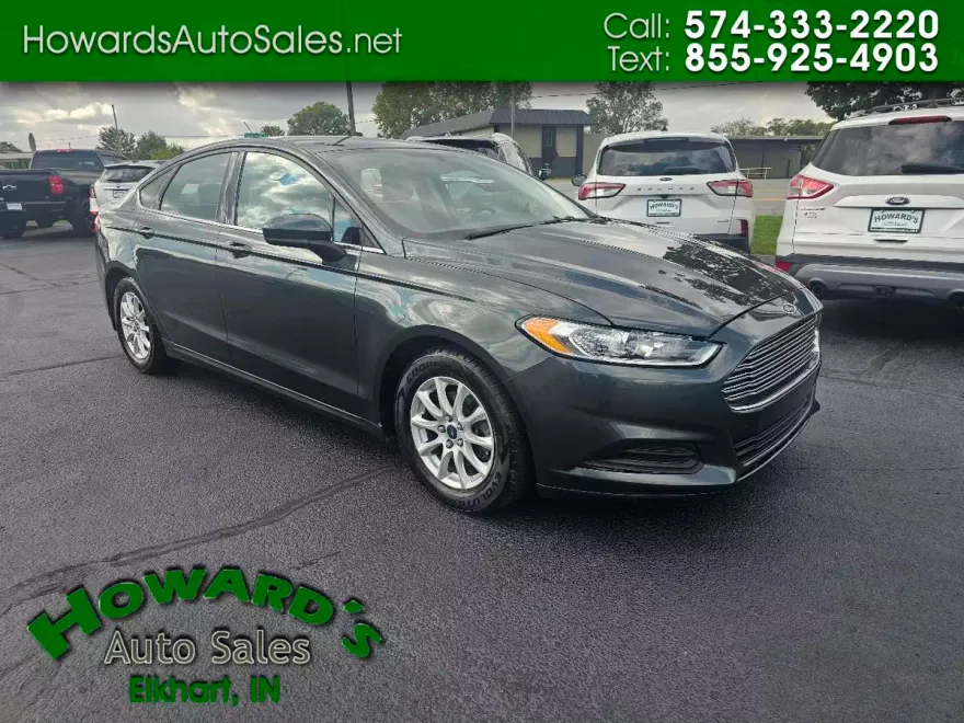 2015 Ford Fusion S photo 1